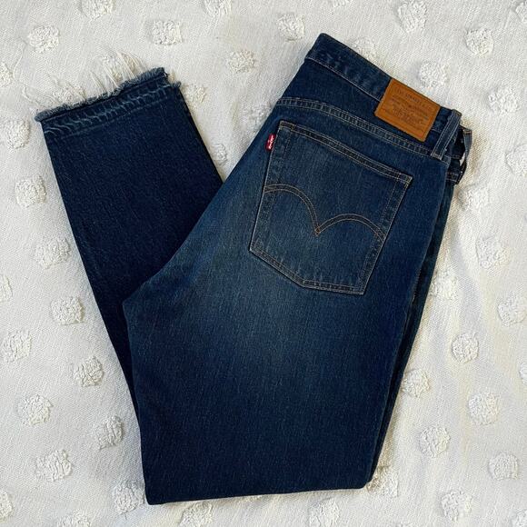 Levi’s Wedgie Button Fly Raw Hem High Rise Straight Premium Denim Jeans Size 32 - Picture 5 of 10